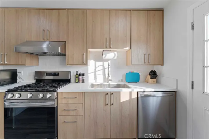 332 E El Sur, Monrovia, California 91016