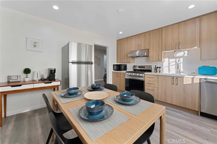 332 E El Sur, Monrovia, California 91016