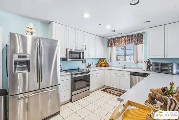 58217 Joshua Drive, Yucca Valley, California 92284