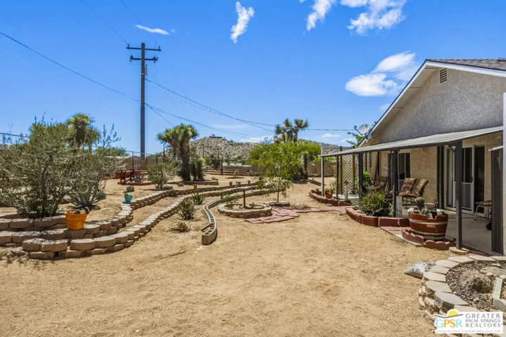 58217 Joshua Drive, Yucca Valley, California 92284