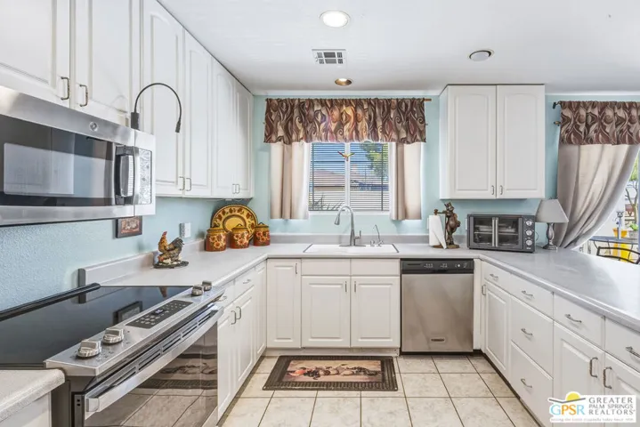 58217 Joshua Drive, Yucca Valley, California 92284