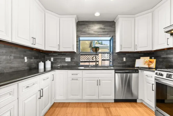 1921 16th Avenue, Santa Cruz, California 95062