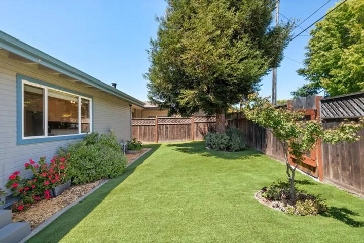 1921 16th Avenue, Santa Cruz, California 95062