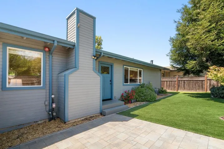 1921 16th Avenue, Santa Cruz, California 95062