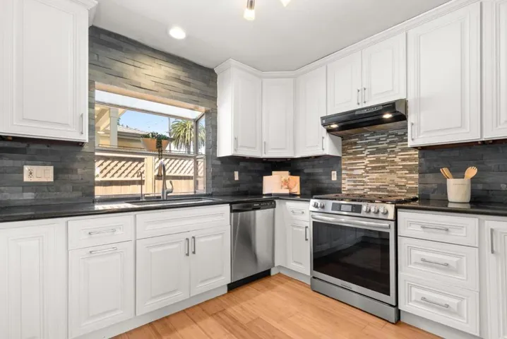 1921 16th Avenue, Santa Cruz, California 95062