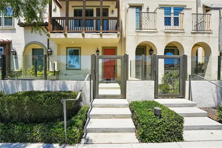 162 Reed, La Habra, California 90631