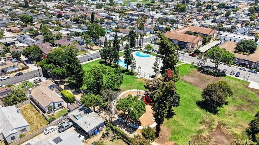 162 Reed, La Habra, California 90631