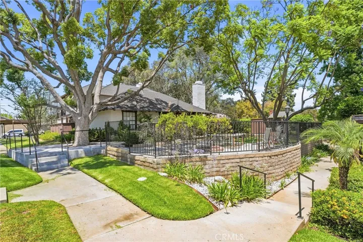 HOA Greenbelt/Park Like Setting.