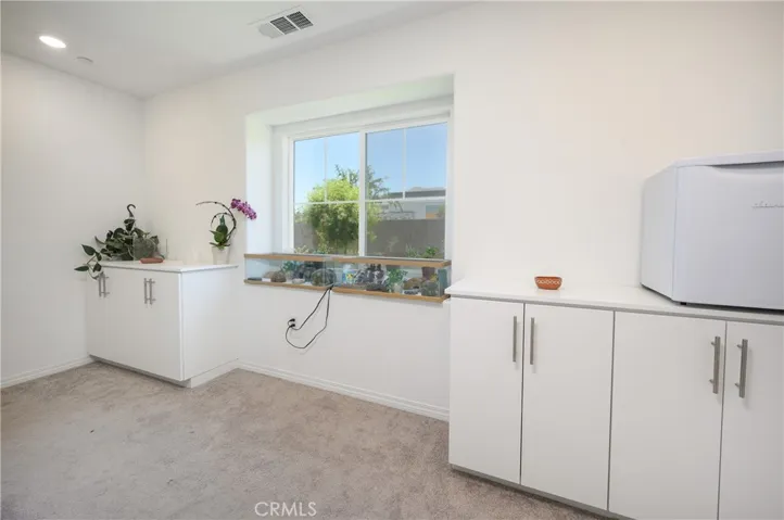 7276 Olive Grove, Riverside, California 92507