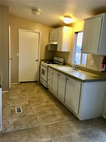 Back house kitchen