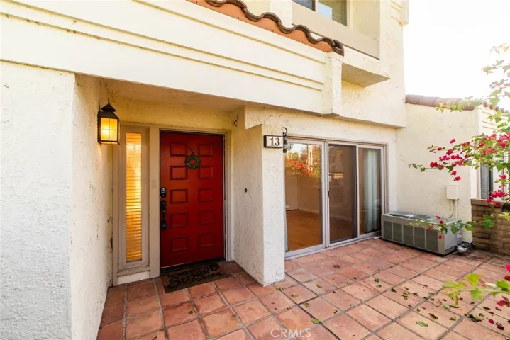 13 Morena 26, Irvine, California 92612
