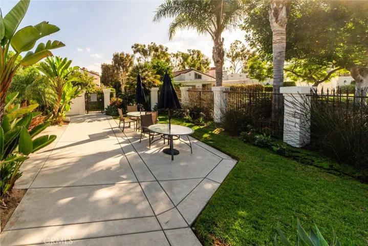 13 Morena 26, Irvine, California 92612