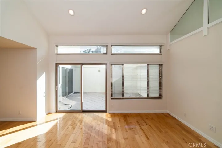 13 Morena 26, Irvine, California 92612