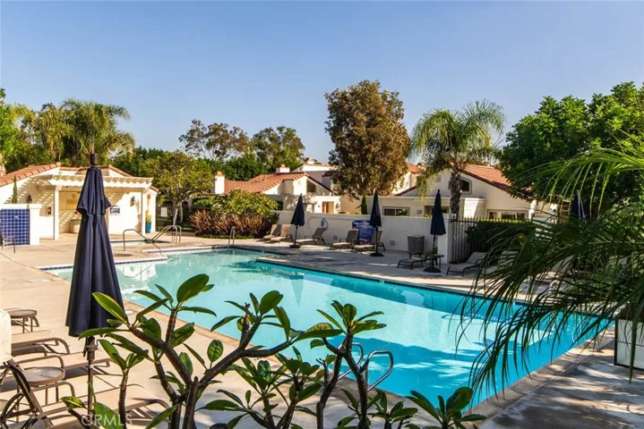 13 Morena 26, Irvine, California 92612