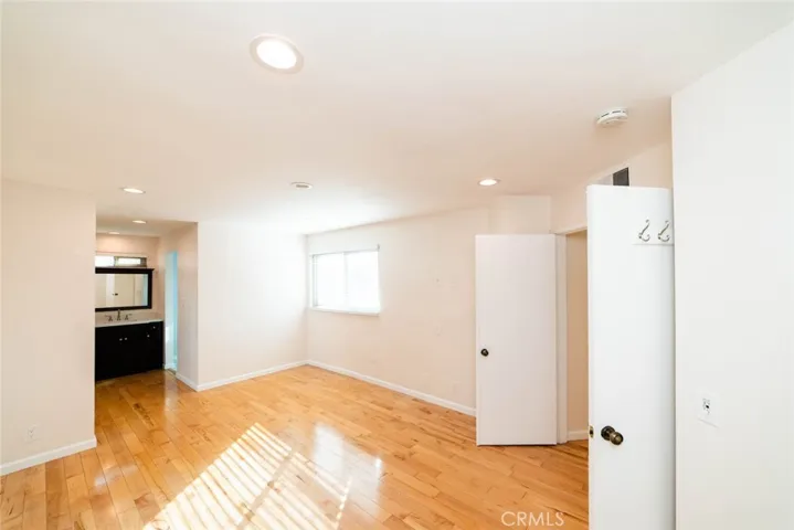 13 Morena 26, Irvine, California 92612