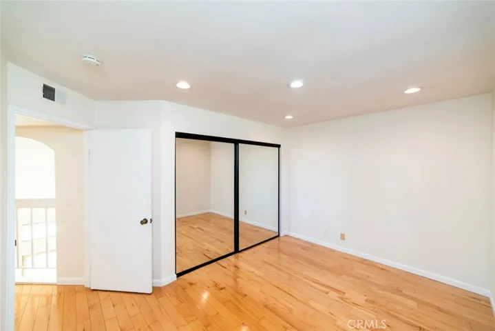 13 Morena 26, Irvine, California 92612