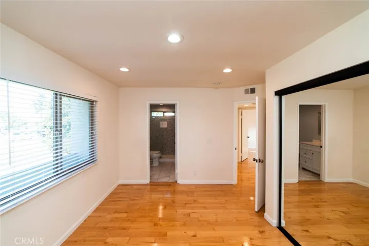 13 Morena 26, Irvine, California 92612