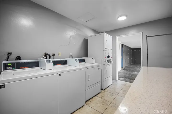 9746 Park, Bellflower, California 90706