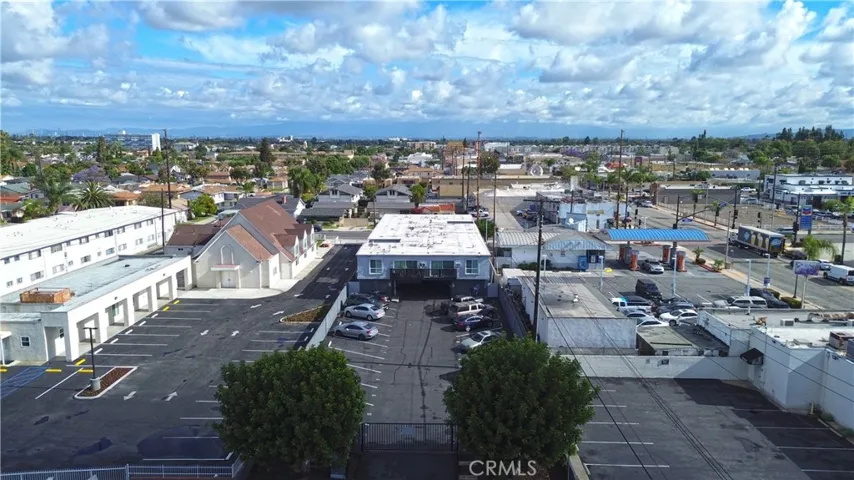 9746 Park, Bellflower, California 90706