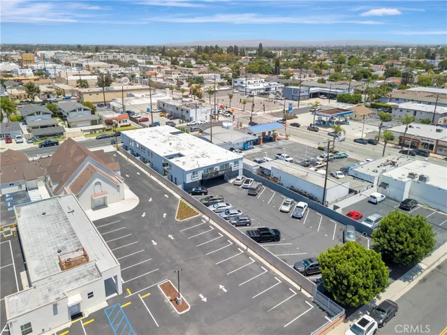 9746 Park, Bellflower, California 90706