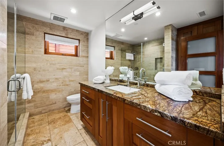 2615 Victoria, Laguna Beach, California 92651