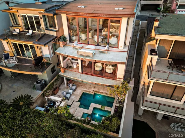 2615 Victoria, Laguna Beach, California 92651