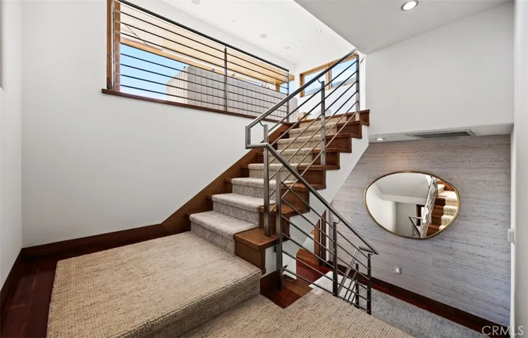 2615 Victoria, Laguna Beach, California 92651