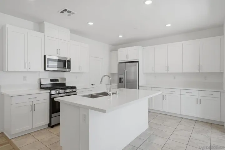 1989 Affinity Lane, Chula Vista, California 91913