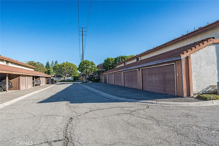 8561 Meadow Brook 205, Garden Grove, California 92844