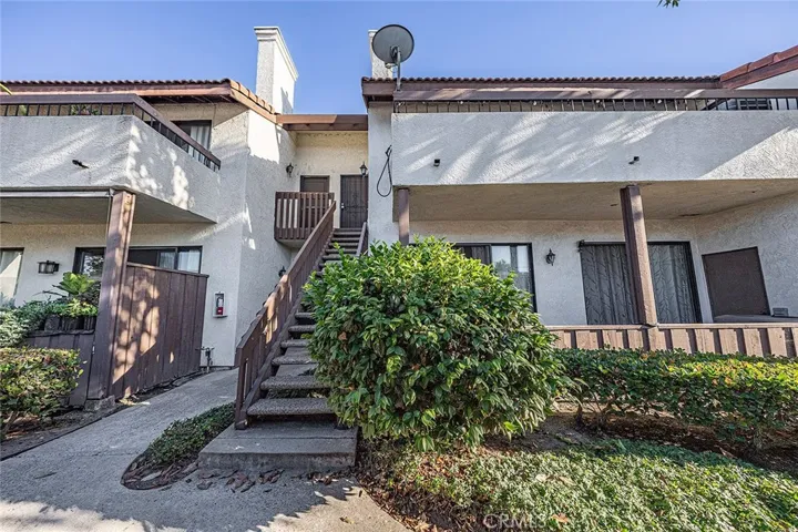 8561 Meadow Brook 205, Garden Grove, California 92844