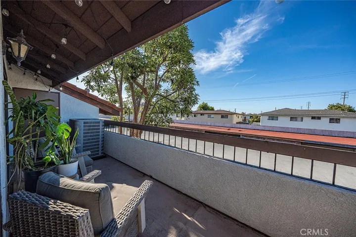 8561 Meadow Brook 205, Garden Grove, California 92844