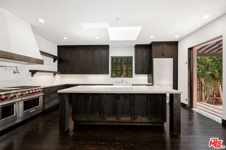 616 21st Place, Santa Monica, California 90402