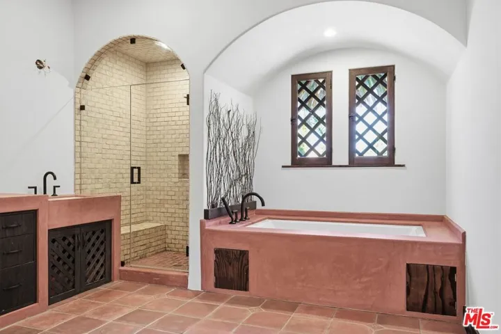 616 21st Place, Santa Monica, California 90402