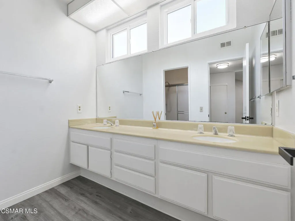 833 Shadow Lake Dr, Thousand Oaks -HsHPr