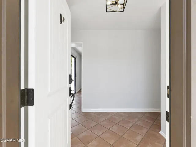 833 Shadow Lake Dr, Thousand Oaks -HsHPr