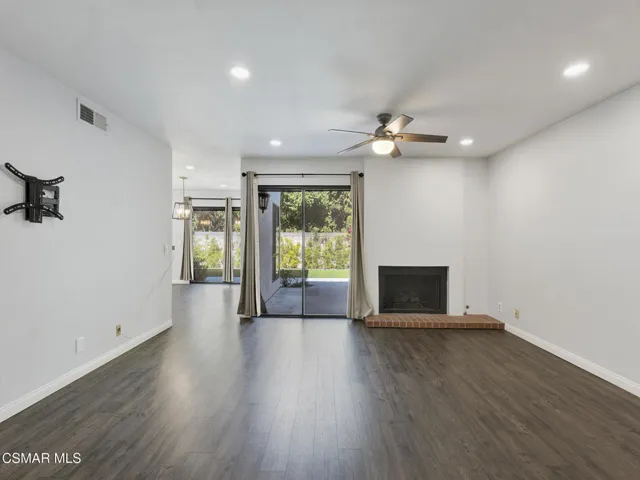 833 Shadow Lake Dr, Thousand Oaks -HsHPr