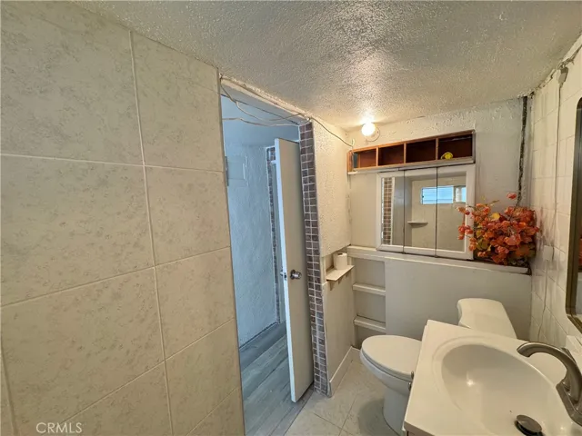 17425 Tadmore, La Puente, California 91744