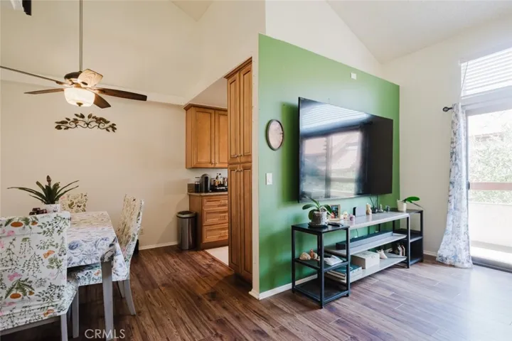 18168 Sundowner Way 1018, Canyon Country, California 91387