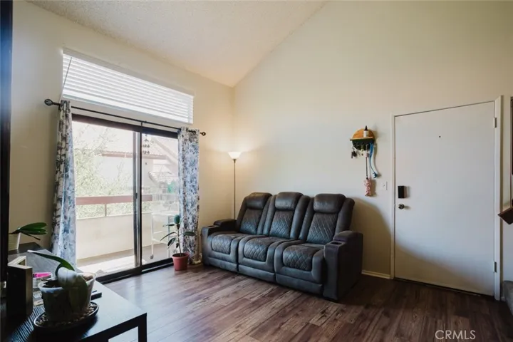 18168 Sundowner Way 1018, Canyon Country, California 91387