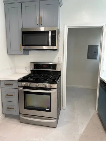 8522 S Alcott Street, Los Angeles, California 90035