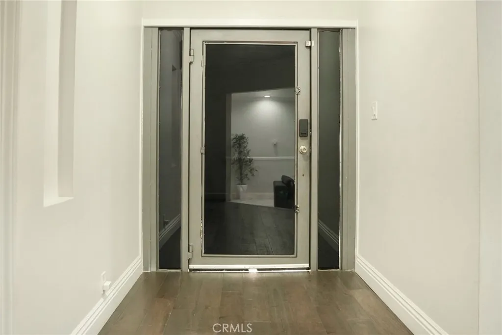 FRONT DOOR
