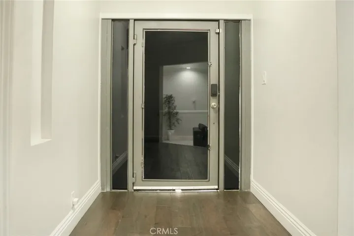 FRONT DOOR

