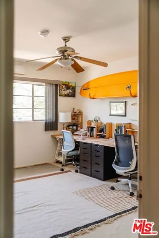 4501 Finley Avenue 10, Los Angeles, California 90027