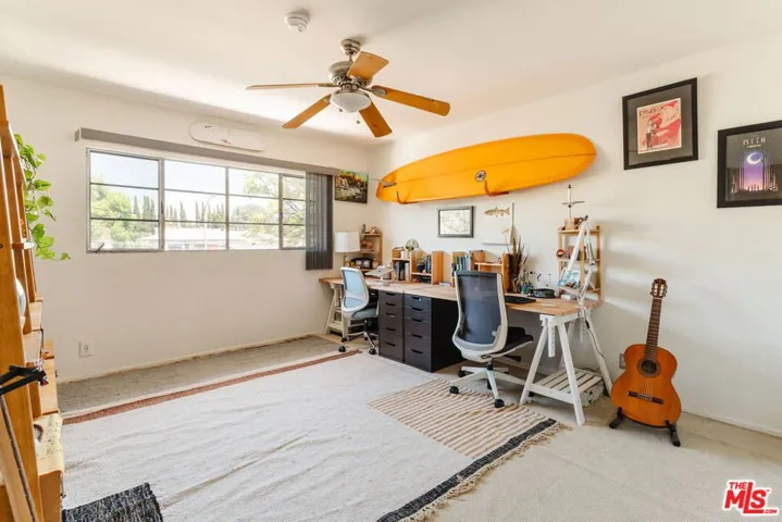 4501 Finley Avenue 10, Los Angeles, California 90027
