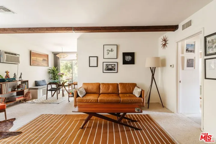 4501 Finley Avenue 10, Los Angeles, California 90027