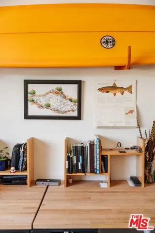 4501 Finley Avenue 10, Los Angeles, California 90027