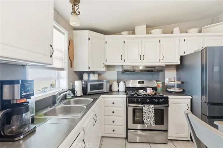 1949 S Manchester Ave 11, Anaheim, California 92802