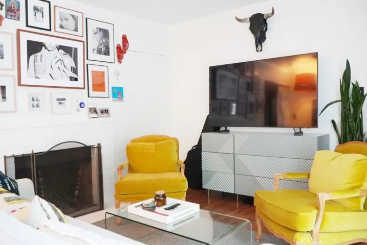 13346 Valleyheart N, Sherman Oaks, California 91423