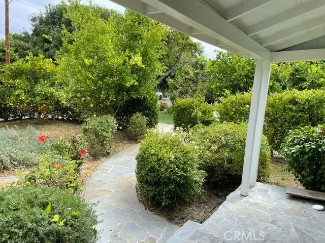 13346 Valleyheart N, Sherman Oaks, California 91423