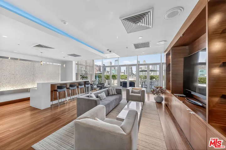 1155 S Grand Avenue 915, Los Angeles, California 90015